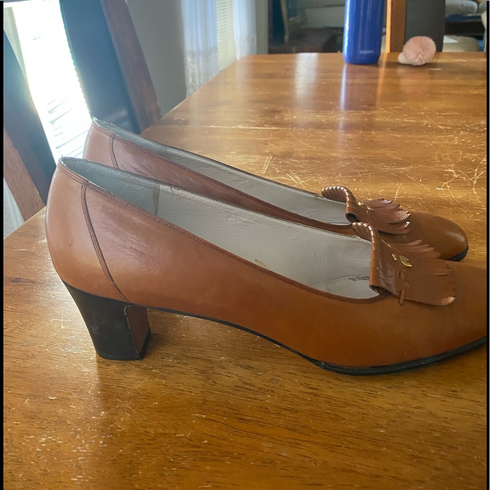 Brown Salvatore Ferragamo Pumps Size 10 AA